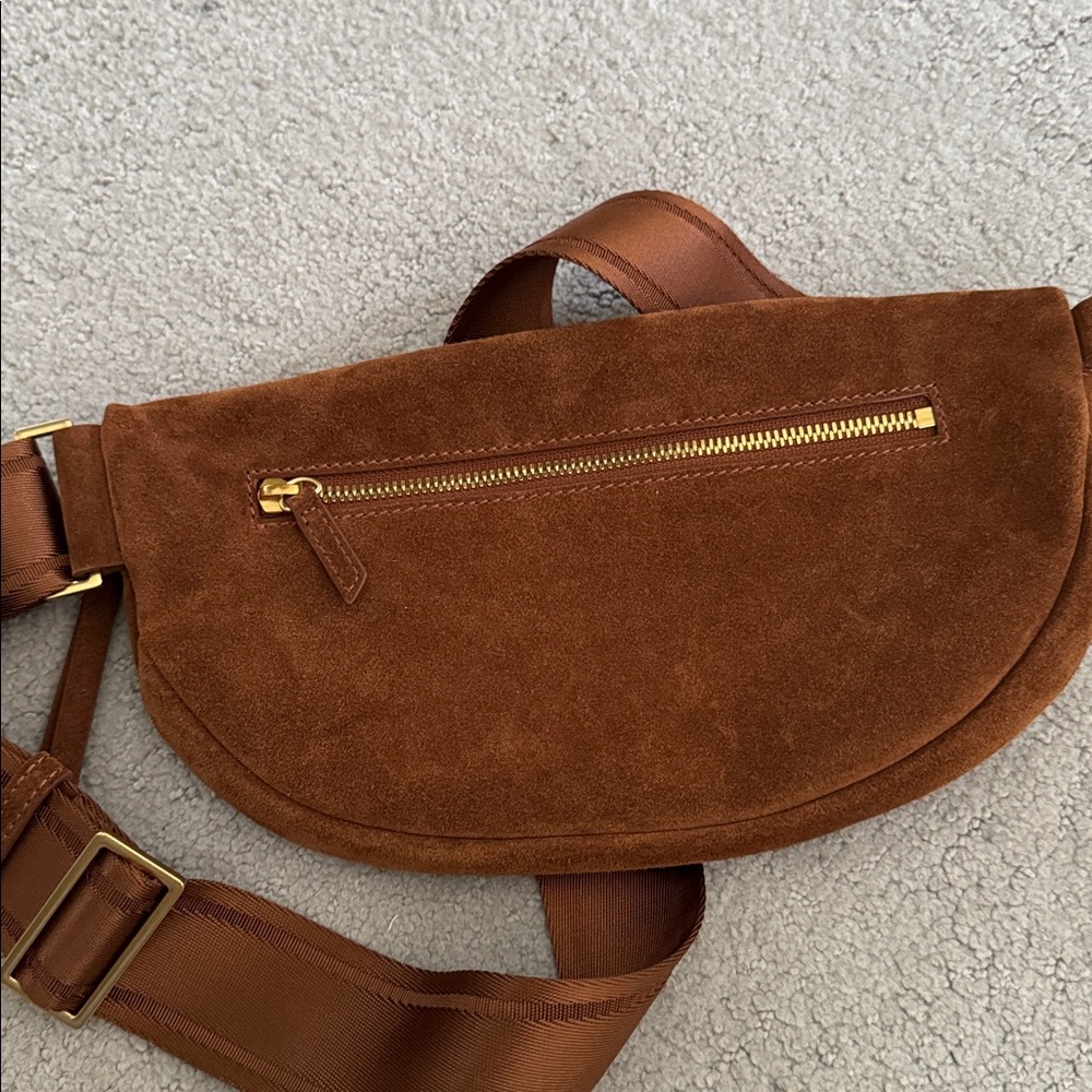 Quince Italian Suede Sling Bag - Picture 13 of 13